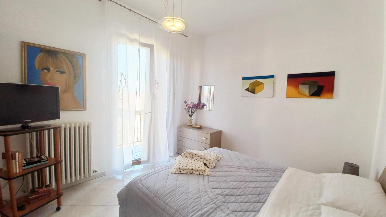 Casa Lilly Apartment ปอร์โต ซันเตลปีดิโอ ภายนอก รูปภาพ